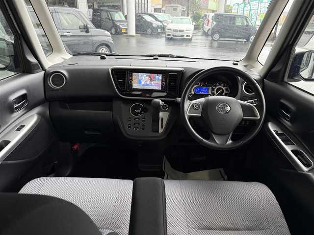 日産 デイズ ルークス ライダーHWSターボ 京都府 2014(平26)年 3.7万km ホワイトパール ワンオーナー車/純正メモリーナビ、地デジ、Bluetooth/アラウンドビューモニター/キセノンヘッドランプ/両側パワースライドドア /オートライト/ステアリグスイッチ/ETC/純正15インチアルミホイール/保証書/取扱説明書