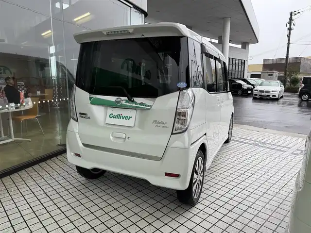 日産 デイズ ルークス ライダーHWSターボ 京都府 2014(平26)年 3.7万km ホワイトパール ワンオーナー車/純正メモリーナビ、地デジ、Bluetooth/アラウンドビューモニター/キセノンヘッドランプ/両側パワースライドドア /オートライト/ステアリグスイッチ/ETC/純正15インチアルミホイール/保証書/取扱説明書