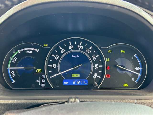 トヨタ ヴォクシー ハイブリッド ZS 埼玉県 2020(令2)年 2.2万km 黒 トヨタセーフティセンス/12.1インチフリップダウンモニター/純正9インチナビ/　　CD/DVD/フルセグ/USB/バックカメラ/両側パワースライドドア/クルーズコントロール/LEDヘッドライト/シートヒーター/純正16インチアルミホイール/プッシュスタート/アイドリングストップ/ETC2.0/禁煙車