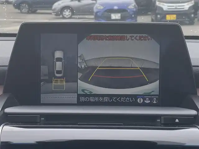 トヨタ クラウン ハイブリッド S Cパッケージ 愛媛県 2019(令1)年 3.9万km ホワイトパールクリスタルシャイン 純正ナビ（Bluetooth/フルセグテレビ/SD）/DVD/Blu-ray再生機能/全周囲カメラ/ビルトインETC/純正17インチアルミホイール/純正フロアマット/純正ドアバイザー/アダプティブクルーズコントロール/パドルシフト/ステアリングヒーター/シートヒーター/ABS/横滑り防止装置/前後コーナーセンサー/レーンキープアシスト/盗難防止装置/ブラインドスポットモニター/LEDヘッドライト/フォグランプ