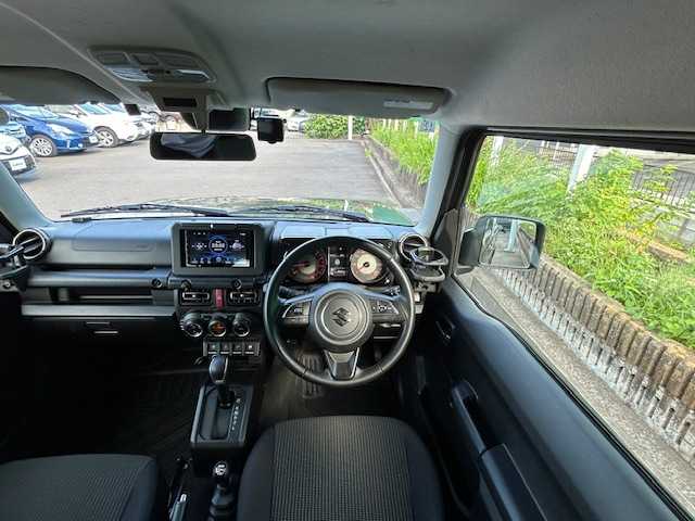 スズキ ジムニー XC 茨城県 2021(令3)年 4.9万km ジャングルグリーン ディスプレイオーディオ/Bluetooth接続/バックカメラ/ETC/クルーズコントロール/純正アルミホイール/前席シートヒーター/背面タイヤ/レーンキープアシスト/オートライト/ダウンヒルアシストコントロール/LEDヘッドライト/スマートキー