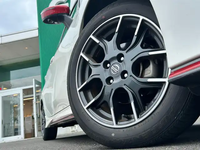 日産 ノート ニスモ 宮城県 2020(令2)年 3万km パール インテリジェントアラウンドビューモニター/＋インテリジェントルームミラー＋ドアミラーヒーター/LEDヘッドランプ/＝＝＝/インテリジェントエマージェンシーブレーキ/車線逸脱警報/踏み間違い防止アシスト/コーナーセンサー/ハイビームアシスト/純正ナビ（MP319D-W）/・CD/DVD/・Bluetooth/・フルセグTV/ETC/ドライブレコーダー/革巻きステアリング/ステアリングスイッチ/フォグランプ/オートライト/スマートキー＆プッシュスタート/電動格納ミラー/純正16インチAW/純正フロアマット/Wエアバッグ