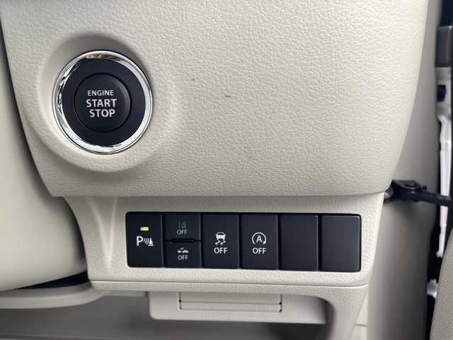 スズキ ラパン ＬＣ X 千葉県 2024(令6)年 0.3万km フォーンベージュメタリック/アーバンブラウン 2トーン セーフティサポート（予防安全技術）/・デュアルカメラブレーキサポート/・誤発進抑制機能（後方含む）/・後退時ブレーキサポート/・車線逸脱警報機能/・先行車発進お知らせ機能/・ハイビームアシスト/・リヤパーキングセンサー/・ふらつき警報機能/・標識認識機能/ハーフレザーシート/LEDヘッドライト/スマートキー
