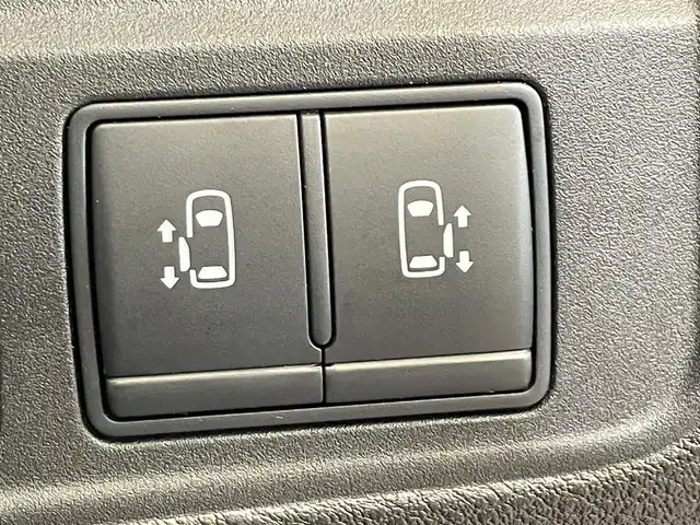 日産 セレナ ハイウェイスターVセレクションⅡ 岩手県 2018(平30)年 6.5万km ブリリアントホワイトパール ワンオーナー/４WD/ハンズフリーパワースライドドア/プロパイロット/インテリジェントルームミラー/アラウンドビューモニター/エマージェンシーブレーキ/前後ソナー/レーンアシスト/標識表示機能/パーキングアシスト/横滑り防止装置/アイドリングストップ/社外ナビ/フルセグTV/ドライブレコーダー/ETC/LEDヘッドライト/純正15インチアルミホイール