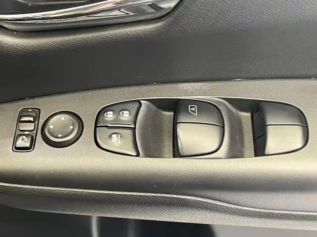 日産 セレナ ハイウェイスターVセレクションⅡ 岩手県 2018(平30)年 6.5万km ブリリアントホワイトパール ワンオーナー/４WD/ハンズフリーパワースライドドア/プロパイロット/インテリジェントルームミラー/アラウンドビューモニター/エマージェンシーブレーキ/前後ソナー/レーンアシスト/標識表示機能/パーキングアシスト/横滑り防止装置/アイドリングストップ/社外ナビ/フルセグTV/ドライブレコーダー/ETC/LEDヘッドライト/純正15インチアルミホイール
