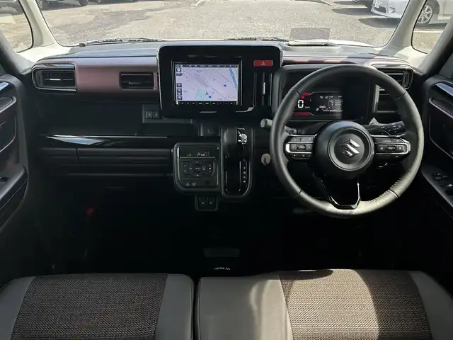 スズキ スペーシア カスタム HYBRID XS ターボ 福島県 2024(令6)年 0.7万km ピュアホワイトP スズキセーフティサポート/デュアルセンサーブレーキサポートII/アダプティブクルーズコントロール/車線維持支援機能/車線逸脱抑制機能/車線逸脱警報機能/ふらつき警報機能/標識認識機能/ハイビームアシスト/発進お知らせ機能/ヘッドアップディスプレイ/誤発進抑制機能/後方誤発進抑制機能/純正ナビゲーション/型番：CN-HZ885/【CD/DVD/SD/USB/BT/TV】/バックカメラ/ビルトインETC2.0/両側電動スライドドア/前席シートヒーター/ステアリングヒーター/ステアリングリモコン/パドルシフト/アイドリングストップ/リアサーキュレーター/シートバックテーブル/リアドアロールサンシェード/LEDオートライト/LEDフォグランプ/純正フロアマット/純正ドアバイザー