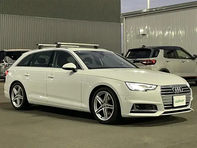 アウディ Ａ４ アバント 35TFSIスポーツ 千葉県 2019(令1)年 4.8万km グレイシアホワイトメタリック メーカーナビ/フルセグTV/Bluetooth/ETC2.0/クルーズコントロール/パドルシフト/ステアリングスイッチ/シートヒーター/スマートキー/純正フロアマット/パークアシスト/純正18インチアルミ/LEDヘッドライト