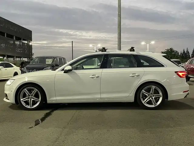 アウディ Ａ４ アバント 35TFSIスポーツ 千葉県 2019(令1)年 4.8万km グレイシアホワイトメタリック メーカーナビ/フルセグTV/Bluetooth/ETC2.0/クルーズコントロール/パドルシフト/ステアリングスイッチ/シートヒーター/スマートキー/純正フロアマット/パークアシスト/純正18インチアルミ/LEDヘッドライト