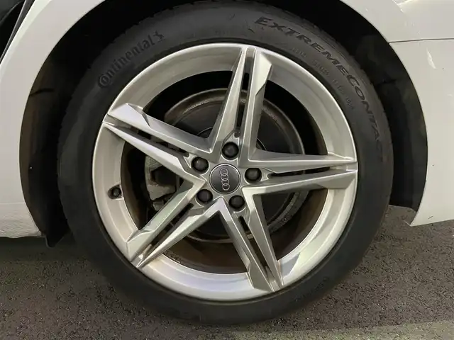 アウディ Ａ４ アバント 35TFSIスポーツ 千葉県 2019(令1)年 4.8万km グレイシアホワイトメタリック メーカーナビ/フルセグTV/Bluetooth/ETC2.0/クルーズコントロール/パドルシフト/ステアリングスイッチ/シートヒーター/スマートキー/純正フロアマット/パークアシスト/純正18インチアルミ/LEDヘッドライト