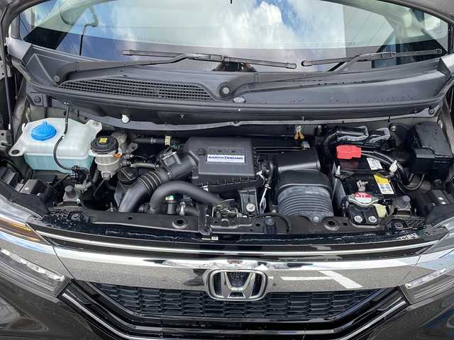 ホンダ Ｎ ＢＯＸ カスタム G L ターボ ホンダセンシング 山口県 2019(令1)年 8.4万km プレミアムグラマラスブロンズP 社外SDナビ　【AVN-D9】/・DVD再生機能有/・Bluetooth接続/・フルセグテレビ/バックカメラ/ビルトインETC/ドライブレコーダー/ホンダセンシング/・衝突軽減ブレーキ/・誤発進抑制機能/・後方誤発進抑制機能/・歩行者事故低減ステアリング/・アダプティブクルーズコントロール/・車線維持支援システム/・路外逸脱抑制機能/・先行車発進お知らせ機能/・標識認識機能/・フロントセンサーカメラ/・ソナーセンサー/ハーフレザーシート/チップアップシート/純正フロアマット/USB入力端子/両側パワースライドドア/スマートキー/プッシュスタート/スペアキー1本/純正LEDライト/純正15インチアルミホイール/ドアバイザー/保証書