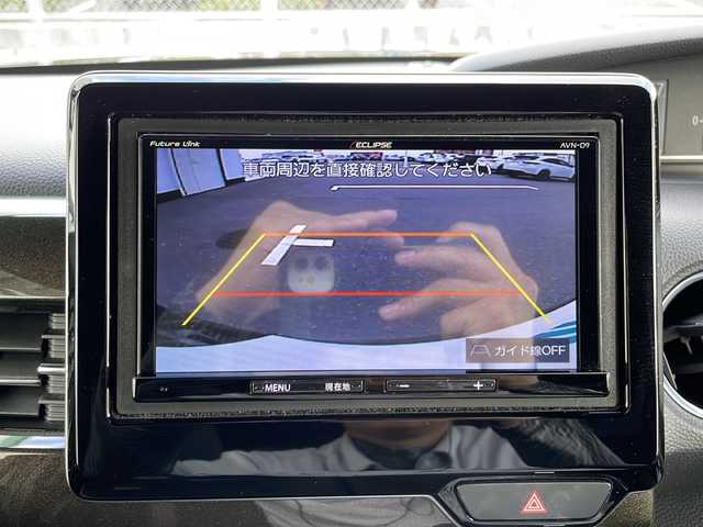 ホンダ Ｎ ＢＯＸ カスタム G L ターボ ホンダセンシング 山口県 2019(令1)年 8.4万km プレミアムグラマラスブロンズP 社外SDナビ　【AVN-D9】/・DVD再生機能有/・Bluetooth接続/・フルセグテレビ/バックカメラ/ビルトインETC/ドライブレコーダー/ホンダセンシング/・衝突軽減ブレーキ/・誤発進抑制機能/・後方誤発進抑制機能/・歩行者事故低減ステアリング/・アダプティブクルーズコントロール/・車線維持支援システム/・路外逸脱抑制機能/・先行車発進お知らせ機能/・標識認識機能/・フロントセンサーカメラ/・ソナーセンサー/ハーフレザーシート/チップアップシート/純正フロアマット/USB入力端子/両側パワースライドドア/スマートキー/プッシュスタート/スペアキー1本/純正LEDライト/純正15インチアルミホイール/ドアバイザー/保証書