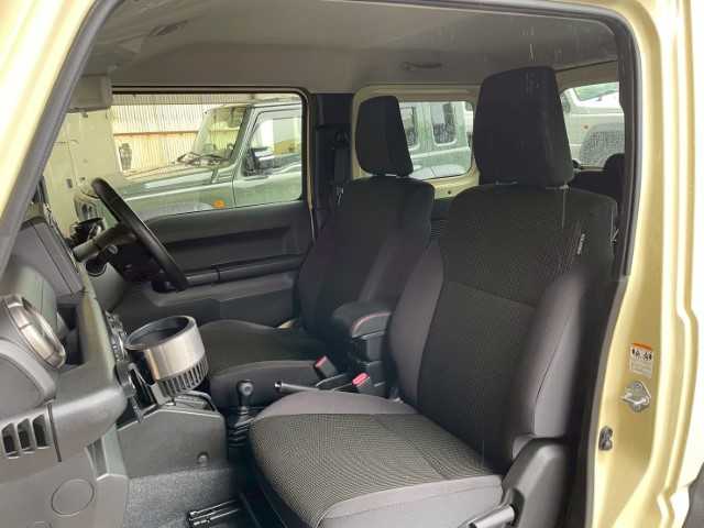 スズキ ジムニー シエラ JC 愛知県 2019(令1)年 4.7万km シフォンアイボリーメタリックブラック2トーンルーフ AIS検査済み/【2510005499】/ストラーダSDナビ/フルセグ/バックカメラ/ステアリングリモコン/クルーズコントロール/前席シートヒーター/ETC/前後ドラレコ/ロッソモデロマフラー（社外）/リフトアップキット（社外）/ウィンカーミラー/プッシュスタート/スマートキー/フロアマット/ドアバイザー/LEDヘッドライト/セーフティサポート/16AW DEANクロスカントリー（社外）/BFグッドリッチA/T KO2（社外）/フロントアンダーガード（社外）/フロントカメラ＋モニターセット（社外）/社外パーツ取付有