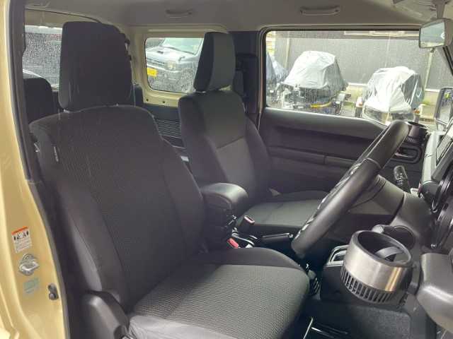 スズキ ジムニー シエラ JC 愛知県 2019(令1)年 4.7万km シフォンアイボリーメタリックブラック2トーンルーフ AIS検査済み/【2510005499】/ストラーダSDナビ/フルセグ/バックカメラ/ステアリングリモコン/クルーズコントロール/前席シートヒーター/ETC/前後ドラレコ/ロッソモデロマフラー（社外）/リフトアップキット（社外）/ウィンカーミラー/プッシュスタート/スマートキー/フロアマット/ドアバイザー/LEDヘッドライト/セーフティサポート/16AW DEANクロスカントリー（社外）/BFグッドリッチA/T KO2（社外）/フロントアンダーガード（社外）/フロントカメラ＋モニターセット（社外）/社外パーツ取付有