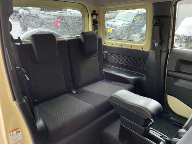 スズキ ジムニー シエラ JC 愛知県 2019(令1)年 4.7万km シフォンアイボリーメタリックブラック2トーンルーフ AIS検査済み/【2510005499】/ストラーダSDナビ/フルセグ/バックカメラ/ステアリングリモコン/クルーズコントロール/前席シートヒーター/ETC/前後ドラレコ/ロッソモデロマフラー（社外）/リフトアップキット（社外）/ウィンカーミラー/プッシュスタート/スマートキー/フロアマット/ドアバイザー/LEDヘッドライト/セーフティサポート/16AW DEANクロスカントリー（社外）/BFグッドリッチA/T KO2（社外）/フロントアンダーガード（社外）/フロントカメラ＋モニターセット（社外）/社外パーツ取付有