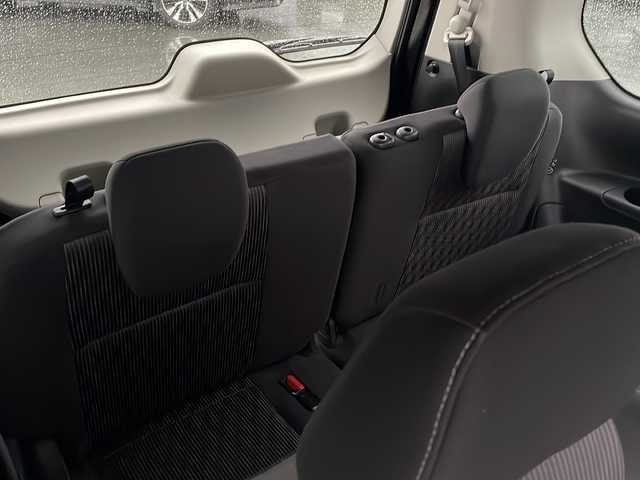 日産 セレナ e－パワー ハイウェイスター V 三重県 2022(令4)年 3.9万km ダイヤモンドブラック 純正ナビ/　・フルセグTV/　・CD/DVD/　・Bluetooth接続/　・HDMI/　・USB/　・AM/FMラジオ/アラウンドビューモニター/ビルトインETC/ドライブレコーダー/プロパイロット/追従式クルーズコントロール/両側パワースライドドア/コーナーセンサー/純正１６インチアルミ/純正フロアマット/プッシュスタート/スマートキー/保証書/整備記録簿/取扱説明書/横滑り防止/ドライブレコーダー/フリップダウンモニター/電動格納ミラー/禁煙車/LEDヘッドライト/フォグライト/アイドリングストップ/衝突軽減ブレーキ/ウィンカーミラー/純正フロアマット