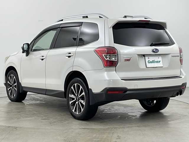 スバル フォレスター 2．0i－L アイサイト 道央・札幌 2013(平25)年 10万km サテンホワイトパール ・4WD/・社外HDDナビ&フルセグ&HDD&SD&CD&DVD&ipod/・衝突軽減ブレーキ/・車線逸脱警報機能/・レーダークルーズコントロール/・バックカメラ/・革巻きステアリング/・パドルシフト/・シートヒーター/・パワーシート/・ヘッドライトレベライザー/・キセノンヘッドライト/・フォグランプ/・ルーフレール/・X MODE/・横滑り防止/・スペアキー/・スマートキー/・アイドリングストップ/・プッシュスタート