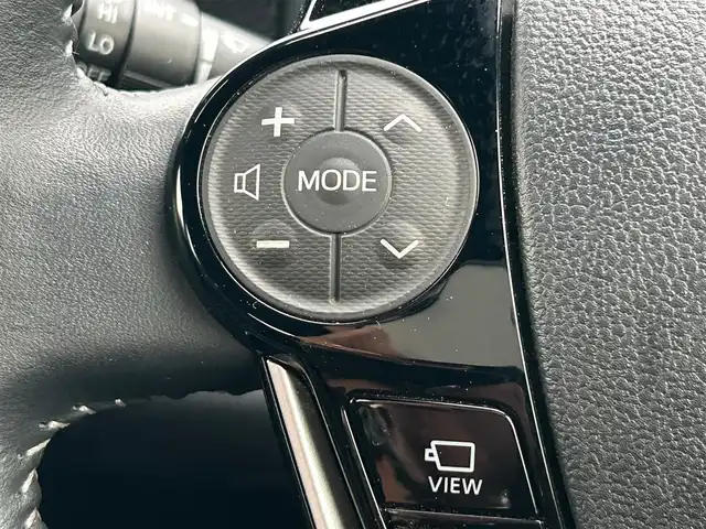 トヨタ アクア クロスオーバー グラム 岩手県 2020(令2)年 6.4万km オリーブマイカM トヨタセーフティセンス/　・プリクラッシュセーフティ/　・レーンディパーチャーアラート/　・オートマチックハイビーム/　・レーダークルーズコントロール/純正メモリナビ　/　　CD/BT/パノラミックビューモニター/バックカメラ/合皮ハーフレザーシート/シートヒーター/純正16インチアルミホイール/ルーフレール/オートエアコン/アイドリングストップ/スマートキー/ビルトインETC
