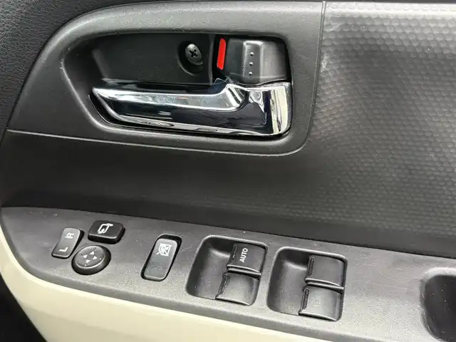 スズキ クロスビー HYBRID MZ 徳島県 2019(令1)年 3.7万km キャラバンアイボリーパールメタリック/ホワイト 2トーンルーフ 純正ナビ【NR-MZ25】/シートヒーター/クルーズコントロール/衝突被害軽減システム/レーンキープアシスト/横滑り防止装置/オートマチックハイビーム/純正16インチアルミホイール/リアコーナーセンサー/バックカメラ/フロアマット/ドライブレコーダー/プッシュスタート/スマートキー