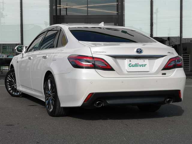 トヨタ クラウン ハイブリッド G－エグゼクティブ 茨城県 2018(平30)年 5.7万km ホワイトパールクリスタルシャイン 純正ナビ/【AM・FM・SD・DISC・USB・BT・AUX・TV】/パーキングアシスト/パワーシート/シートメモリ/シートヒーター/エアシート/ステアリングヒーター/BSM/HUD/パドルシフト/レーダークルコン/ETC2.0/全方位カメラ/前後コーナーセンサー/スマートルームミラー