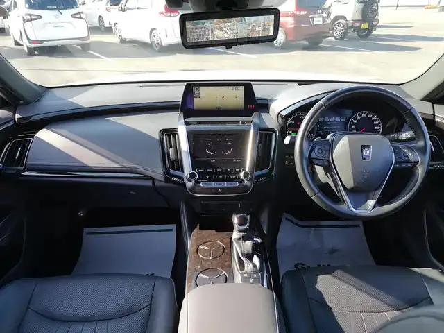 トヨタ クラウン ハイブリッド G－エグゼクティブ 茨城県 2018(平30)年 5.7万km ホワイトパールクリスタルシャイン 純正ナビ/【AM・FM・SD・DISC・USB・BT・AUX・TV】/パーキングアシスト/パワーシート/シートメモリ/シートヒーター/エアシート/ステアリングヒーター/BSM/HUD/パドルシフト/レーダークルコン/ETC2.0/全方位カメラ/前後コーナーセンサー/スマートルームミラー