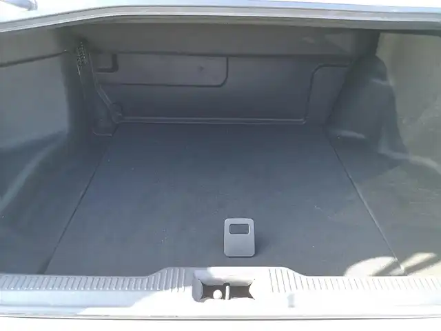 トヨタ クラウン ハイブリッド G－エグゼクティブ 茨城県 2018(平30)年 5.7万km ホワイトパールクリスタルシャイン 純正ナビ/【AM・FM・SD・DISC・USB・BT・AUX・TV】/パーキングアシスト/パワーシート/シートメモリ/シートヒーター/エアシート/ステアリングヒーター/BSM/HUD/パドルシフト/レーダークルコン/ETC2.0/全方位カメラ/前後コーナーセンサー/スマートルームミラー