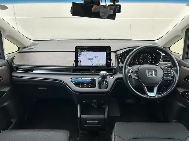 ホンダ オデッセイ アブソルート 茨城県 2021(令3)年 8.3万km プレミアムヴィーナスブラックP ワンオーナー/純正ナビ/　(VXU-217DYi)/フルセグ/全方位カメラ/Bluetooth/ETC2.0/AppleCarPlay/ドライブレコーダー/　(DRV-MR745)/ハーフレザーシート/3列シート/オットマン/運転席電動シート/LEDヘッドライト/後方コーナーセンサー/駐車支援機能/レーンキープアシスト/横滑り防止機能/純正アルミホイール/純正フロアマット