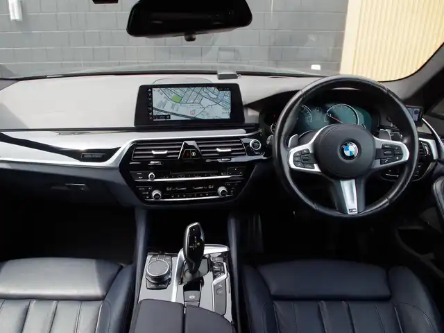 ＢＭＷ ５３０ｉ ED ミッション:インポッシブル 埼玉県 2018(平30)年 4.9万km 黒 特別仕様車 /ネイビーレザーシート /ACC /インテリジェント/SF /harman/kardon /ヘッドアップディスプレイ/PDC /BSM /コンフォートアクセス /全周囲カメラ /純正ナビ /ドラレコ/ETC /フルセグTV /シートHI/GPSレーダー探知機