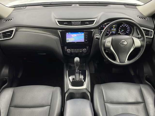 日産 エクストレイル 20X エクストリーマーX Eブレーキ 岐阜県 2015(平27)年 2.6万km ブリリアントホワイトパール エマージェンシーブレーキ/4WD/社外ナビ/　(AM/FM/CD/DVD/Bluetooth/フルセグTV)/バックカメラ/カプロンシート/シートヒーター/革巻きステアリング/ステアリングスイッチ/ドライブレコーダー/ETC/ルーフレール/純正アルミホイール/純正フロアマット/純正ドアバイザー