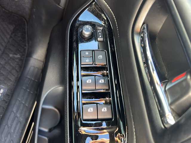 トヨタ エスクァイア Gi 岐阜県 2020(令2)年 4.8万km ブラック 登録時走行距離48345km/純正１０型ナビ/フルセグＴＶ/バックカメラ/後席フリップダウンモニター/ハーフレザーシート/シートヒータ/両側パワースライドドア/クルーズコントロール/ＥＴＣ/ＵＳＢ/Ｂｌｕｅ　ｔｏｏｔｈ/MT付きAT/ドアバイザー/スマホホルダー/プッシュスタート/スマートキー/ABS/横滑り防止装置/レーンキープアシスト/盗難防止装置/オートライト/オートマチックハイビーム/エアバッグ/衝突被害軽減システム