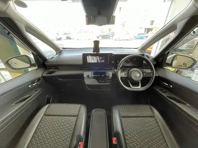 日産 セレナ e－パワー XV 千葉県 2023(令5)年 10万km プリズムホワイト 法人ワンオーナー/NissanConnect　12.3インチナビゲーションシステム/・フルセグTV/BTオーディオ/CarPlay/プロパイロット/両側パワースライドドア/インテリジェントエマージェーシーブレーキ/インテリジェントFCW（前方衝突予報警報）/衝突回避ステアリングアシスト/踏み間違え衝突防止アシスト/レーンキープアシスト/ハンズフリーオートスライドドア/インテリジェントオートライト/オートハイビーム/マルチテレインカメラ/ブレーキホールド/合皮防水シート/ETC2.0/ヒルスタートアシスト/スマートキー/プッシュスタート/LEDヘッドライト/保証書/取扱説明書/スペアキー/ディーラー整備記録簿3年分