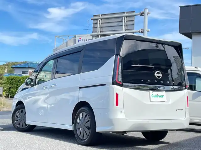 日産 セレナ e－パワー XV 千葉県 2023(令5)年 10万km プリズムホワイト 法人ワンオーナー/NissanConnect　12.3インチナビゲーションシステム/・フルセグTV/BTオーディオ/CarPlay/プロパイロット/両側パワースライドドア/インテリジェントエマージェーシーブレーキ/インテリジェントFCW（前方衝突予報警報）/衝突回避ステアリングアシスト/踏み間違え衝突防止アシスト/レーンキープアシスト/ハンズフリーオートスライドドア/インテリジェントオートライト/オートハイビーム/マルチテレインカメラ/ブレーキホールド/合皮防水シート/ETC2.0/ヒルスタートアシスト/スマートキー/プッシュスタート/LEDヘッドライト/保証書/取扱説明書/スペアキー/ディーラー整備記録簿3年分