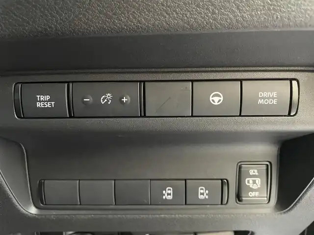 日産 セレナ e－パワー XV 千葉県 2023(令5)年 10万km プリズムホワイト 法人ワンオーナー/NissanConnect　12.3インチナビゲーションシステム/・フルセグTV/BTオーディオ/CarPlay/プロパイロット/両側パワースライドドア/インテリジェントエマージェーシーブレーキ/インテリジェントFCW（前方衝突予報警報）/衝突回避ステアリングアシスト/踏み間違え衝突防止アシスト/レーンキープアシスト/ハンズフリーオートスライドドア/インテリジェントオートライト/オートハイビーム/マルチテレインカメラ/ブレーキホールド/合皮防水シート/ETC2.0/ヒルスタートアシスト/スマートキー/プッシュスタート/LEDヘッドライト/保証書/取扱説明書/スペアキー/ディーラー整備記録簿3年分