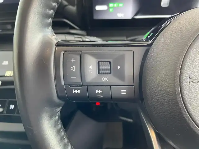 日産 セレナ e－パワー XV 千葉県 2023(令5)年 10万km プリズムホワイト 法人ワンオーナー/NissanConnect　12.3インチナビゲーションシステム/・フルセグTV/BTオーディオ/CarPlay/プロパイロット/両側パワースライドドア/インテリジェントエマージェーシーブレーキ/インテリジェントFCW（前方衝突予報警報）/衝突回避ステアリングアシスト/踏み間違え衝突防止アシスト/レーンキープアシスト/ハンズフリーオートスライドドア/インテリジェントオートライト/オートハイビーム/マルチテレインカメラ/ブレーキホールド/合皮防水シート/ETC2.0/ヒルスタートアシスト/スマートキー/プッシュスタート/LEDヘッドライト/保証書/取扱説明書/スペアキー/ディーラー整備記録簿3年分