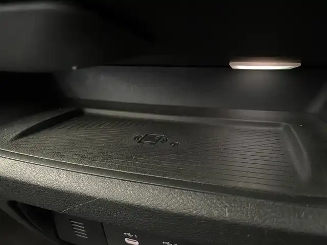 日産 セレナ e－パワー XV 千葉県 2023(令5)年 10万km プリズムホワイト 法人ワンオーナー/NissanConnect　12.3インチナビゲーションシステム/・フルセグTV/BTオーディオ/CarPlay/プロパイロット/両側パワースライドドア/インテリジェントエマージェーシーブレーキ/インテリジェントFCW（前方衝突予報警報）/衝突回避ステアリングアシスト/踏み間違え衝突防止アシスト/レーンキープアシスト/ハンズフリーオートスライドドア/インテリジェントオートライト/オートハイビーム/マルチテレインカメラ/ブレーキホールド/合皮防水シート/ETC2.0/ヒルスタートアシスト/スマートキー/プッシュスタート/LEDヘッドライト/保証書/取扱説明書/スペアキー/ディーラー整備記録簿3年分