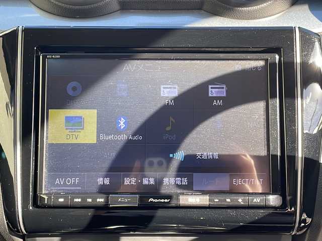 スズキ スイフト RS 島根県 2018(平30)年 4.5万km プレミアムシルバーメタリック ディーラーオプション8インチメモリナビゲーション/(AVIC-RLS901)/フルセグ BT CD DVD SD/レーダークルーズコントロール/パドルシフト/D/N席シートヒーター/社外前方ドライブレコーダー(VREC-DZ300)/4WD/ビルトインETC/LEDヘッドライト/AUTOライト/フォグライト/純正18インチアルミホイール/純正ドアバイザー/ISOFIX/シートリフター/電動格納ミラー/ウィンカーミラー