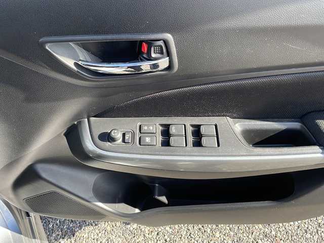 スズキ スイフト RS 島根県 2018(平30)年 4.5万km プレミアムシルバーメタリック ディーラーオプション8インチメモリナビゲーション/(AVIC-RLS901)/フルセグ BT CD DVD SD/レーダークルーズコントロール/パドルシフト/D/N席シートヒーター/社外前方ドライブレコーダー(VREC-DZ300)/4WD/ビルトインETC/LEDヘッドライト/AUTOライト/フォグライト/純正18インチアルミホイール/純正ドアバイザー/ISOFIX/シートリフター/電動格納ミラー/ウィンカーミラー