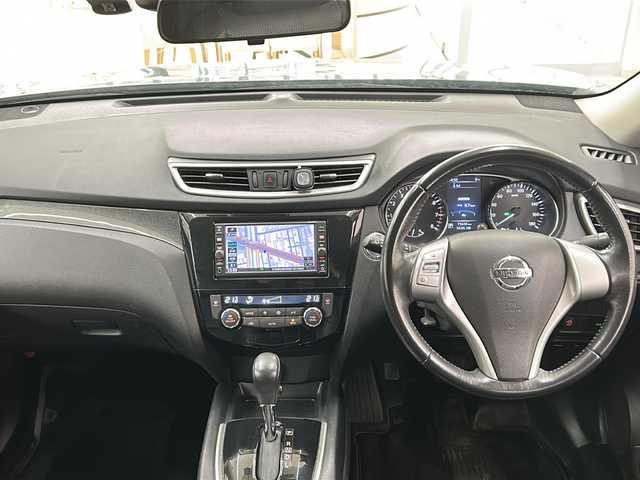 日産 エクストレイル 20X エマージェンシーブレーキ 道央・札幌 2016(平28)年 7.6万km ダークメタルグレー 4WD/純正SDナビCD/AM/FM/BT/フルセグ/バックカメラ/純正ドライブレコーダー/純正エンジンスターター/前席シートヒーター/ヒルディセントコントロール/ステアリングスイッチ/ETC/ミラーヒーター/クリアランスソナー/ウィンカーミラー/アイドリングストップ/横滑り防止/オートライト/レザーステアリング/ステアリングスイッチ/スマートキー/スペアキー/電格ミラー/バニティミラー/純正フロアマット/取扱説明書/保証書/ナビ説明書