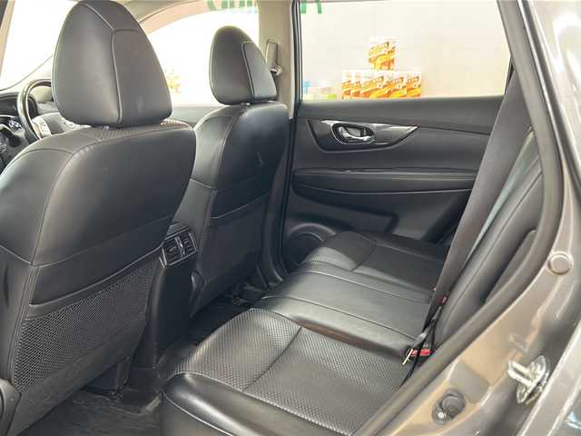 日産 エクストレイル 20X エマージェンシーブレーキ 道央・札幌 2016(平28)年 7.6万km ダークメタルグレー 4WD/純正SDナビCD/AM/FM/BT/フルセグ/バックカメラ/純正ドライブレコーダー/純正エンジンスターター/前席シートヒーター/ヒルディセントコントロール/ステアリングスイッチ/ETC/ミラーヒーター/クリアランスソナー/ウィンカーミラー/アイドリングストップ/横滑り防止/オートライト/レザーステアリング/ステアリングスイッチ/スマートキー/スペアキー/電格ミラー/バニティミラー/純正フロアマット/取扱説明書/保証書/ナビ説明書