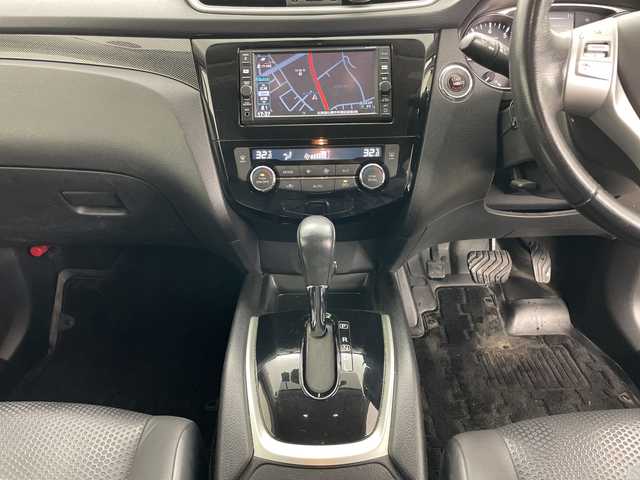 日産 エクストレイル 20X エマージェンシーブレーキ 道央・札幌 2016(平28)年 7.6万km ダークメタルグレー ・4WD/・純正ナビ&CD&BT&TV/・バックカメラ/・クリアランスソナー/・アイドリングストップ/・横滑り防止/・ヒルディセントコントロール/・純正ドライブレコーダー/・前席シートヒーター/・ETC/・ステアリングスイッチ/・ウィンカーミラー/・電動格納ミラー/・ドアミラーヒーター/・オートライト/・スマートキー/・スペアキー/・純正エンジンスターター/・純正フロアマット/・取扱説明書/・保証書/・ナビ説明書