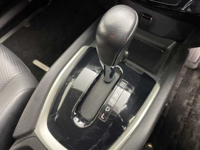 日産 エクストレイル 20X エマージェンシーブレーキ 道央・札幌 2016(平28)年 7.6万km ダークメタルグレー ・4WD/・純正ナビ&CD&BT&TV/・バックカメラ/・クリアランスソナー/・アイドリングストップ/・横滑り防止/・ヒルディセントコントロール/・純正ドライブレコーダー/・前席シートヒーター/・ETC/・ステアリングスイッチ/・ウィンカーミラー/・電動格納ミラー/・ドアミラーヒーター/・オートライト/・スマートキー/・スペアキー/・純正エンジンスターター/・純正フロアマット/・取扱説明書/・保証書/・ナビ説明書