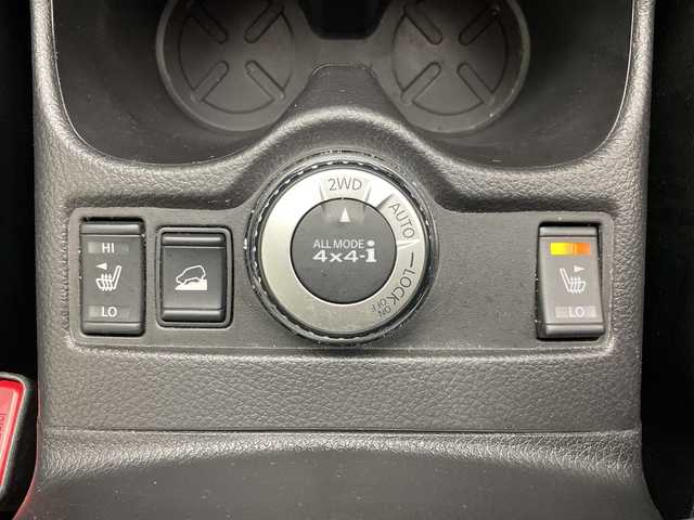 日産 エクストレイル 20X エマージェンシーブレーキ 道央・札幌 2016(平28)年 7.6万km ダークメタルグレー ・4WD/・純正ナビ&CD&BT&TV/・バックカメラ/・クリアランスソナー/・アイドリングストップ/・横滑り防止/・ヒルディセントコントロール/・純正ドライブレコーダー/・前席シートヒーター/・ETC/・ステアリングスイッチ/・ウィンカーミラー/・電動格納ミラー/・ドアミラーヒーター/・オートライト/・スマートキー/・スペアキー/・純正エンジンスターター/・純正フロアマット/・取扱説明書/・保証書/・ナビ説明書