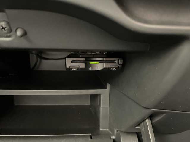 日産 ノート e－パワー X 愛知県 2017(平29)年 4.2万km プレミアムコロナオレンジ 純正ナビ/コーナーセンサー/HIDヘッドライト/オートライト/ドライブレコーダー/ETC/衝突軽減システム/フルセグ/CD DVD/Bluetooth/ステアリングスイッチ/スマートキー/プッシュスタート