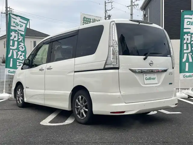 日産 セレナ ハイウェイS S HV Aセーフ 三重県 2014(平26)年 12.1万km ブリリアントホワイトパール 登録時121053Km/ナビ/（AM・FM・CD・DVD・Bluetooth・AUX）/ワンセグTV/スペアキー/両側パワースライドドア　/バッグカメラ　/アラウンドビューモニター　/クルーズコントロール/フリップダウンモニター　/ＬＥＤオートライト　/フォグライト/ステアリングリモコン　/レーンキープアシスト　/横滑り防止装置　/衝突軽減/ビルトインETC/エンジンプッシュ/取説/保証書