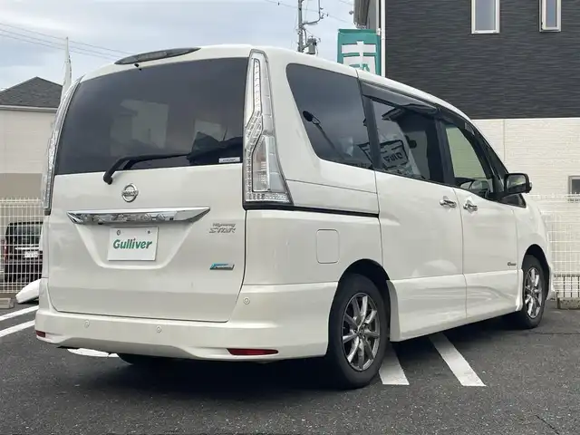 日産 セレナ ハイウェイS S HV Aセーフ 三重県 2014(平26)年 12.1万km ブリリアントホワイトパール 登録時121053Km/ナビ/（AM・FM・CD・DVD・Bluetooth・AUX）/ワンセグTV/スペアキー/両側パワースライドドア　/バッグカメラ　/アラウンドビューモニター　/クルーズコントロール/フリップダウンモニター　/ＬＥＤオートライト　/フォグライト/ステアリングリモコン　/レーンキープアシスト　/横滑り防止装置　/衝突軽減/ビルトインETC/エンジンプッシュ/取説/保証書