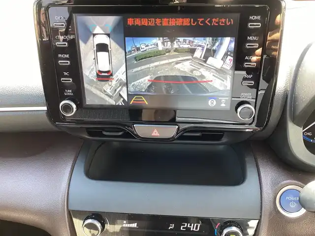 トヨタ ヤリスクロス ハイブリッド Z 栃木県 2021(令3)年 1.8万km ホワイトパールクリスタルシャイン  ワンオーナー/ メーカーナビ/ B/Tオーディオ/ 全方位カメラ/ トヨタセーフティーセンス /(LTA.PCS.BSM.RCTA.PKSB.HUD.RSA)/ オートハイビーム/ パワーバックドア/ 前席シートヒーター/ D席パワーシート/ ステアリングヒーター/ クリアランスソナー/ コーナーセンサー/ アイドリングストップ/ クルーズコントロール/ プッシュスタート/ ビルトインETC/ LEDヘッドライト/ 取説、ナビ説、保証書、スペアスマートキー