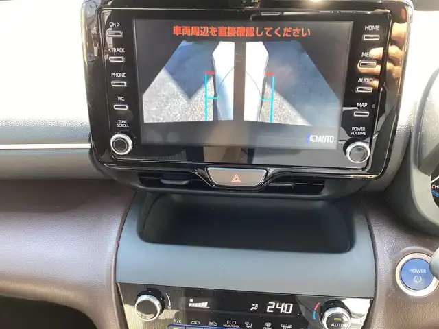 トヨタ ヤリスクロス ハイブリッド Z 栃木県 2021(令3)年 1.8万km ホワイトパールクリスタルシャイン  ワンオーナー/ メーカーナビ/ B/Tオーディオ/ 全方位カメラ/ トヨタセーフティーセンス /(LTA.PCS.BSM.RCTA.PKSB.HUD.RSA)/ オートハイビーム/ パワーバックドア/ 前席シートヒーター/ D席パワーシート/ ステアリングヒーター/ クリアランスソナー/ コーナーセンサー/ アイドリングストップ/ クルーズコントロール/ プッシュスタート/ ビルトインETC/ LEDヘッドライト/ 取説、ナビ説、保証書、スペアスマートキー