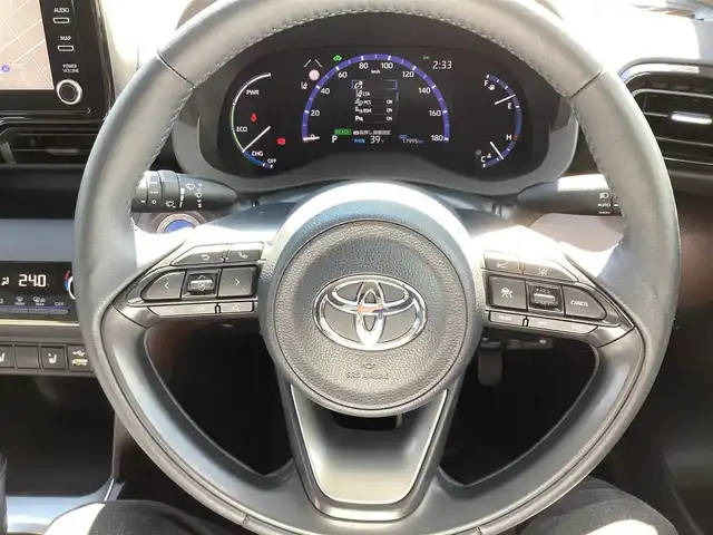 トヨタ ヤリスクロス ハイブリッド Z 栃木県 2021(令3)年 1.8万km ホワイトパールクリスタルシャイン  ワンオーナー/ メーカーナビ/ B/Tオーディオ/ 全方位カメラ/ トヨタセーフティーセンス /(LTA.PCS.BSM.RCTA.PKSB.HUD.RSA)/ オートハイビーム/ パワーバックドア/ 前席シートヒーター/ D席パワーシート/ ステアリングヒーター/ クリアランスソナー/ コーナーセンサー/ アイドリングストップ/ クルーズコントロール/ プッシュスタート/ ビルトインETC/ LEDヘッドライト/ 取説、ナビ説、保証書、スペアスマートキー