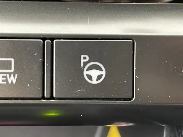 レクサス ＬＢＸ クール 群馬県 2024(令6)年 1万km グレーＭ マークレビンソン プレミアムサラウンドサウンドシステム /Lexus Teammate/・Advanced Drive/・Advanced Park/カラーヘッドアップディスプレイ/おくだけ充電/寒冷地仕様/＝＝＝＝＝/9.8インチディスプレイオーディオ（コネクティッドナビ対応）/・Bluetooth /USB(Type-C)/miracast/フルセグTV/・前後ドライブレコーダー/パノラミックビューモニター/Lexus Safety System ＋/・プリクラッシュセーフティ/・レーンディパーチャーアラート/・レーントレーシングアシスト/・レーダークルーズコントロール（全車速追従機能付）/・アダプティブハイビームシステム/・緊急時操舵支援/＋フロントクロストラフィックアラート＋レーンチェンジアシスト＋ドライバーモニター連携 ・ドライバー異常時対応システム ・ロードサインアシスト・発進遅れ告知機能/ブラインドスポットモニター/ITS Connect/セミアニリン本革×ウルトラスエードシート/（D/N シートヒーター付）/ビルトインETC2.0/本革スアリング（パドルシフト/ステアリングヒーター付）/LEDヘッドライト/オートライト/パワーバックドア（挟み込み防止機能付）