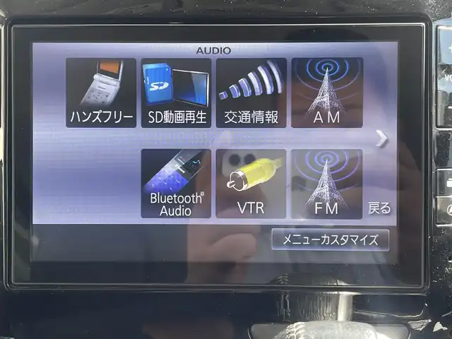 ダイハツ タント カスタム RS SA 秋田県 2014(平26)年 8.9万km パールホワイトⅢ (株)IDOMが運営する【じしゃロン秋田店】の自社ローン専用車両になりますこちらは現金またはオートローンご利用時の価格です。自社ローンご希望の方は別途その旨お申付け下さい/スマートアシスト/衝突回避支援ブレーキ機能/誤発進抑制機能(前方)/先行車発進お知らせ機能/純正SDナビ【CD/DVD/Bluetooth/SD/USB/VTR/iPod】/バックカメラ/フルセグTV/ETC/両側パワースライドドア/前方ドライブレコーダー/LEDヘッドライト