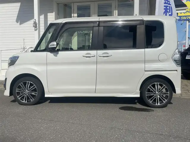 ダイハツ タント カスタム RS SA 秋田県 2014(平26)年 8.9万km パールホワイトⅢ (株)IDOMが運営する【じしゃロン秋田店】の自社ローン専用車両になりますこちらは現金またはオートローンご利用時の価格です。自社ローンご希望の方は別途その旨お申付け下さい/スマートアシスト/衝突回避支援ブレーキ機能/誤発進抑制機能(前方)/先行車発進お知らせ機能/純正SDナビ【CD/DVD/Bluetooth/SD/USB/VTR/iPod】/バックカメラ/フルセグTV/ETC/両側パワースライドドア/前方ドライブレコーダー/LEDヘッドライト